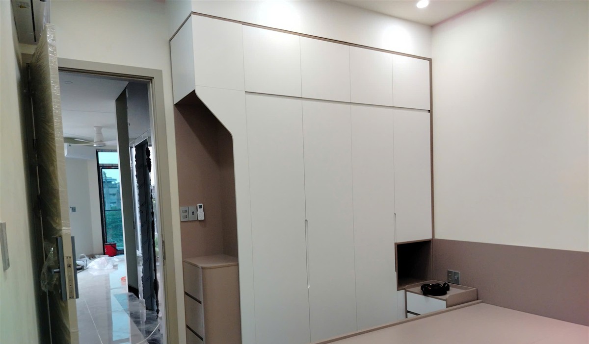 Lắp đặt tủ áo tại công trình